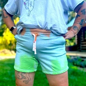 tye dye lounge shorts 💚🧡